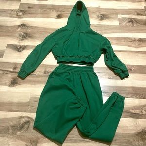 Shein Emerald Green Sweatsuit Size Medium